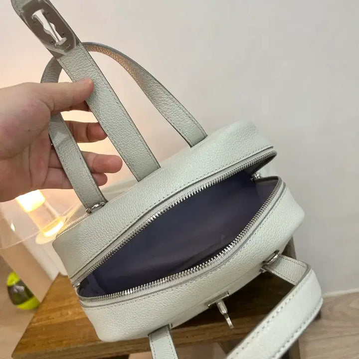 [BUNJANG] Vunque Talk Tote Bag Small Light Beige / 분크 토크 토트백 스몰 라이트베이지