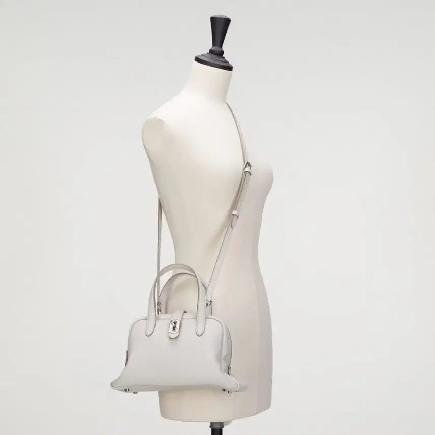 [BUNJANG] Vunque Talk Tote Bag Small Light Beige / 분크 토크 토트백 스몰 라이트베이지