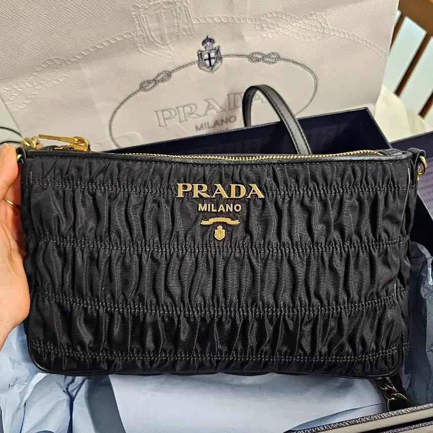 [BUNJANG] Prada Gauffre Tessuto Chain Shoulder Bag / 프라다 고프레 테수토 체인 크로스