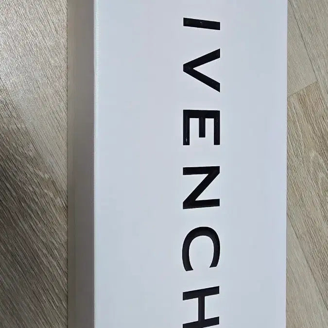 [BUNJANG] Givenchy Red Slippers / 지방시 GIVENCHY 레드 슬리퍼