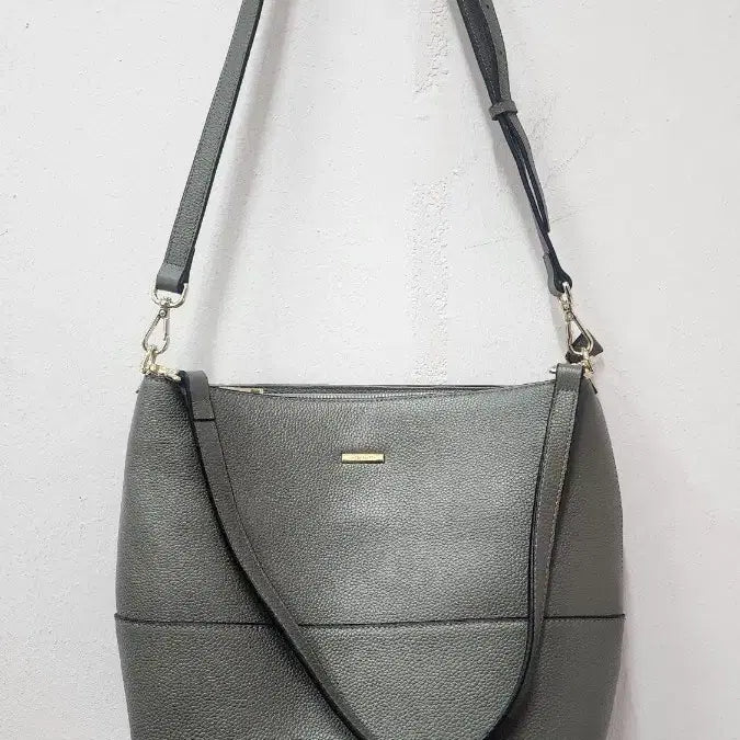 [BUNJANG] Della Stella Shoulder Bag / 델라스텔라 숄더백