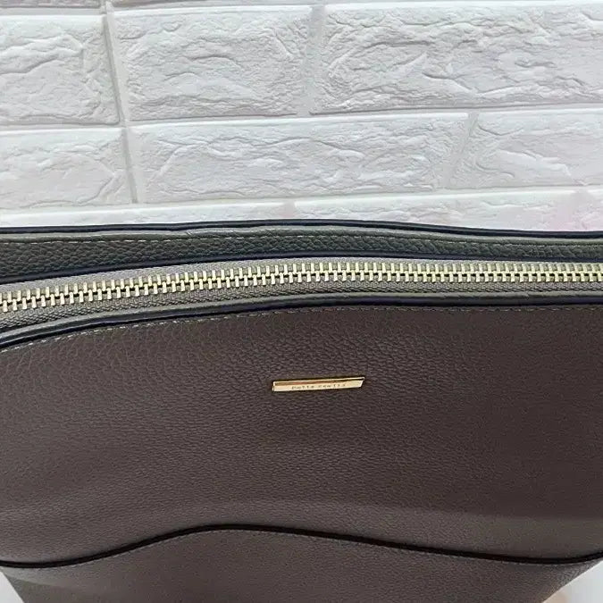 [BUNJANG] Della Stella Shoulder Bag / 델라스텔라 숄더백