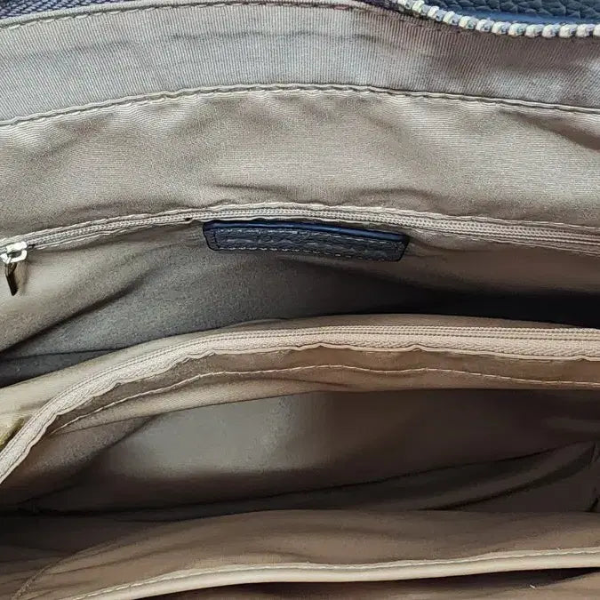 [BUNJANG] Della Stella Shoulder Bag / 델라스텔라 숄더백