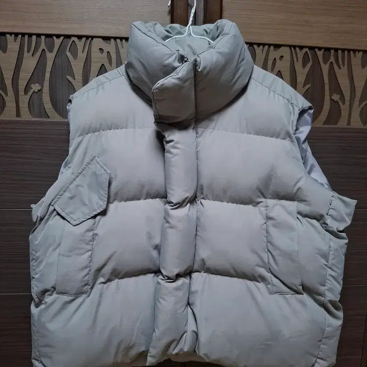 [BUNJANG] Code:Graphy Vest Padding / 코드그라피 웰론 패딩