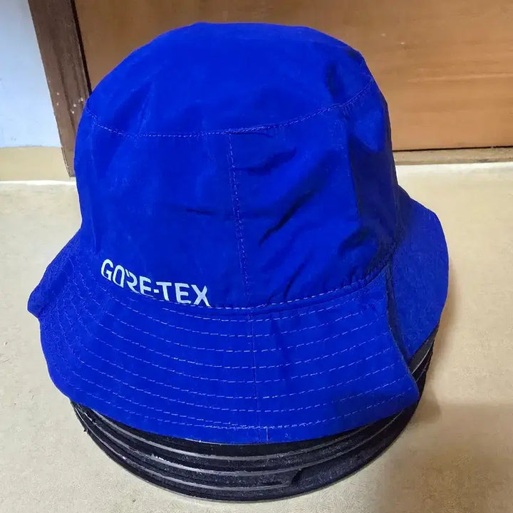 [BUNJANG] New Era Gore-Tex Bucket Hat L/XL / 뉴에라 고어텍스 버킷햇 (LXL) 사이즈