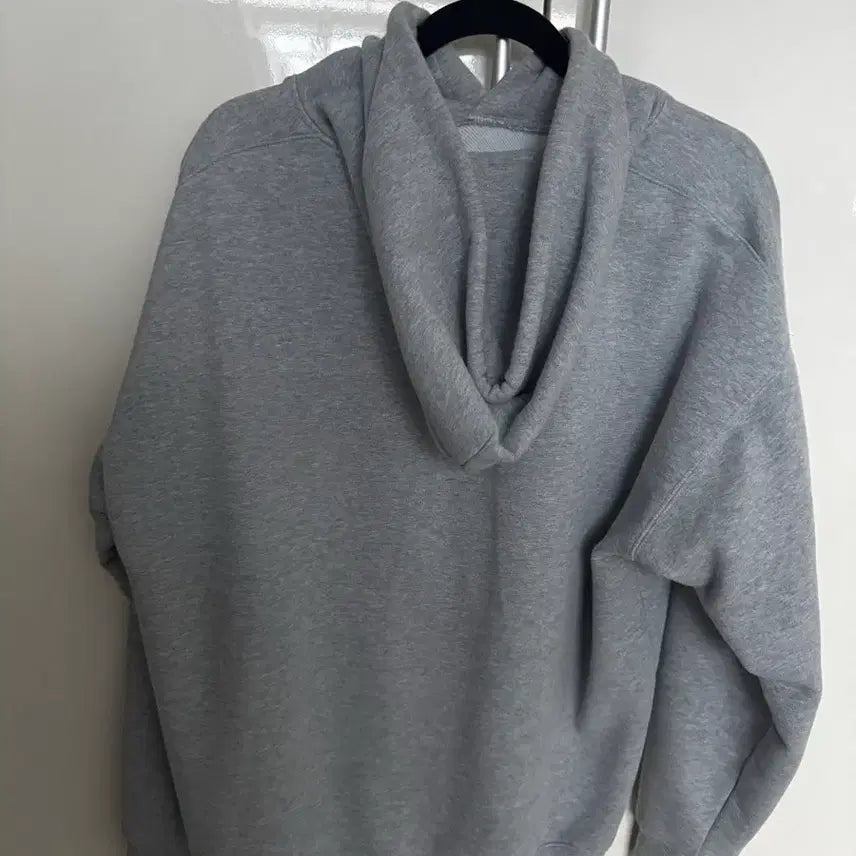 [BUNJANG] What It Isnt Gray Hoodie / 왓이리즌 회색 후드티