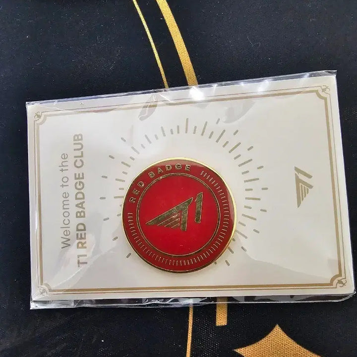 [BUNJANG] T1 Red Badge Sealed / 티원 레드뱃지 미개봉제품