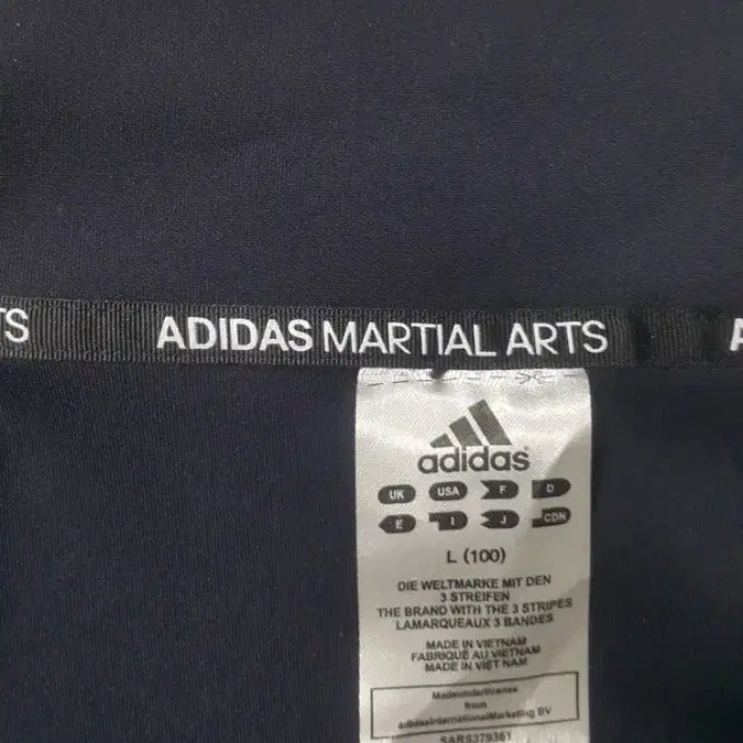 [BUNJANG] Adidas Training Jersey (Overseas Version) / adidas 트레이닝져지(해외판) 100~105호(55X69cm)S급!