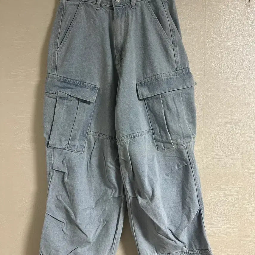 [BUNJANG] Light Wash Denim Cargo Pants / 라이트 데님 카고 팬츠 연청