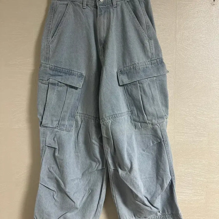 [BUNJANG] Light Wash Denim Cargo Pants / 라이트 데님 카고 팬츠 연청
