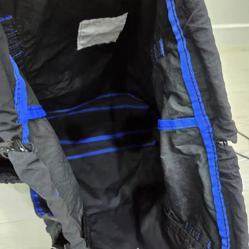 [BUNJANG] 스워치  드로스트링 백팩 / 스워치  드로스트링 백팩