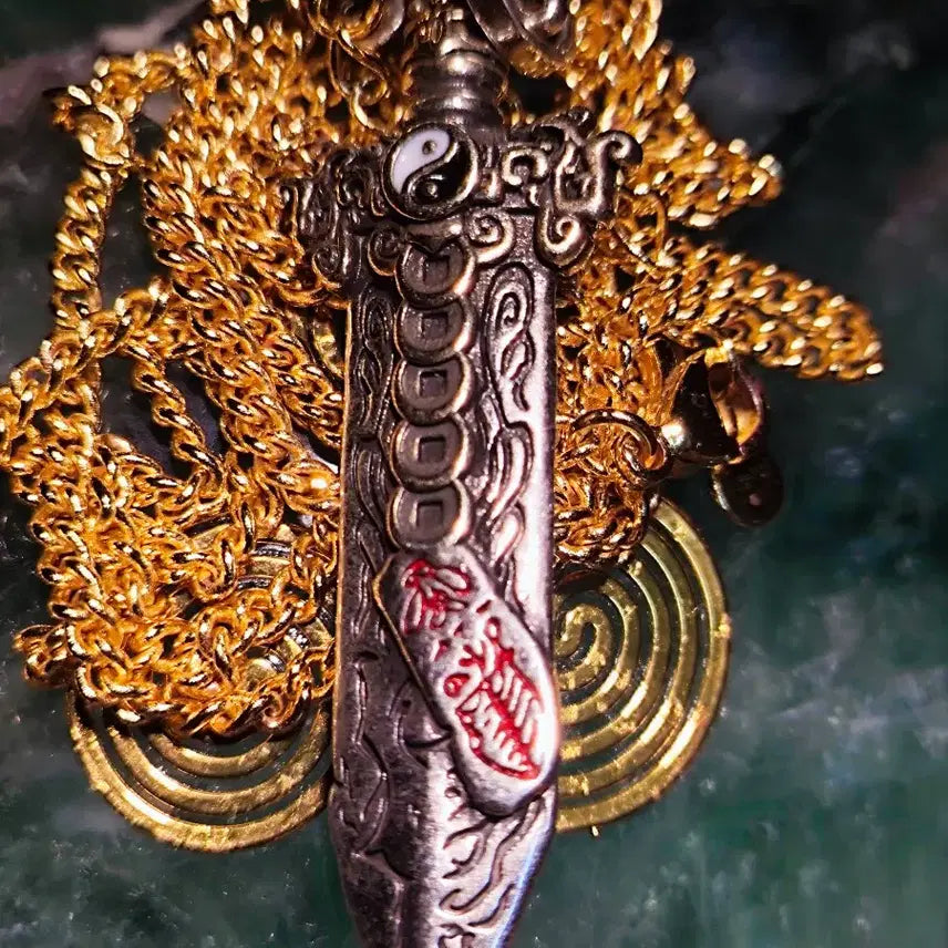 [BUNJANG] Dogi Hwangbaek Talisman Necklace / 도기: 도부검: 황백 부적 법령 퇴마퇴사 도금목 걸이