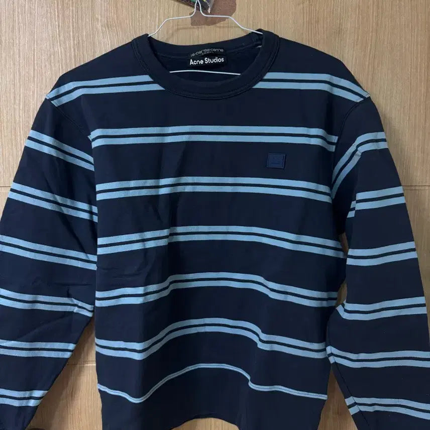 [BUNJANG] Acne Studios Oversized Stripe Sweatshirt S / 아크네 스튜디오 오버사이즈 스트라이프 맨투맨 s사이즈