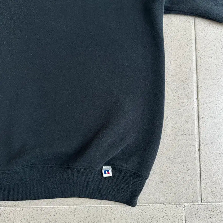 [BUNJANG] Russell 90s Vintage Sweatshirt Black L / 90s 빈티지 러셀 스웻셔츠 블랙 L USA