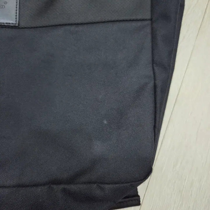 [BUNJANG] Maison Mineed Black Buckle Messenger Bag / 메종미네드  블랙 버클 메신저백