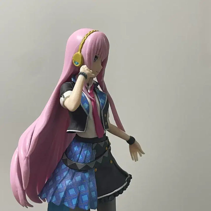 [BUNJANG] Megurine Luka Figure / 메구리네 루카 피규어