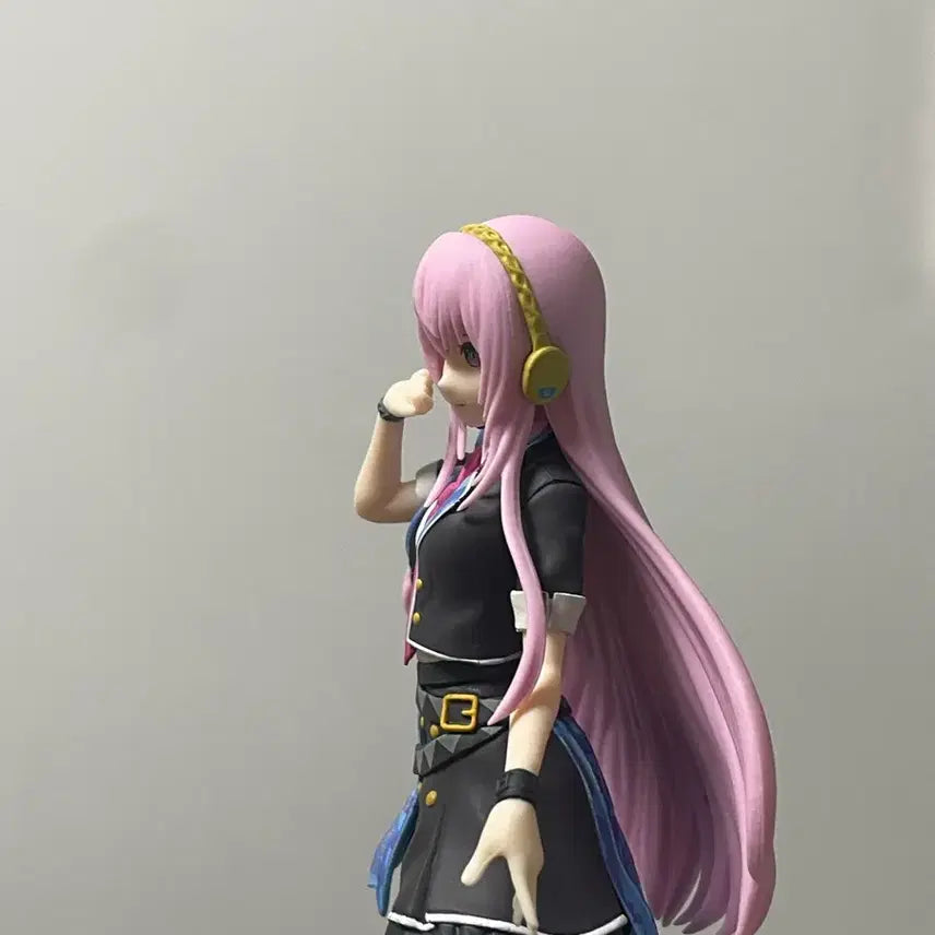 [BUNJANG] Megurine Luka Figure / 메구리네 루카 피규어