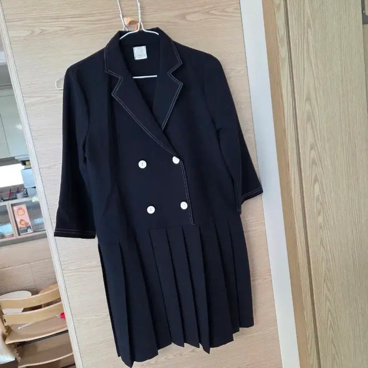 [BUNJANG] Maybe Baby Pleats Collar Dress / 메이비 베이비 플리츠 카라 원피스 하객룩