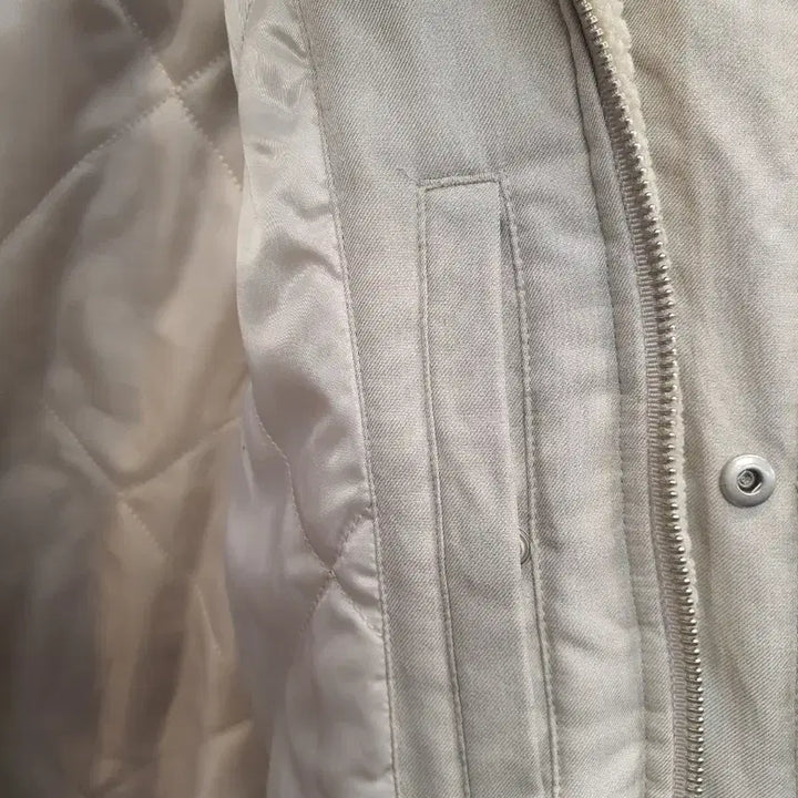 [BUNJANG] GUESS Dumble Bomber Jacket Beige XL / 게스(GUESS) 덤블 보머 자켓 베이지 XL (상태 좋음)
