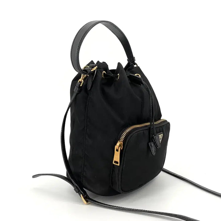 [BUNJANG] Prada Re-Nylon and Pocono Bucket Bag Crossbody 1BH038 / [백화점구매] 프라다 리나일론 포코노 버킷백 크로스백 1BH038