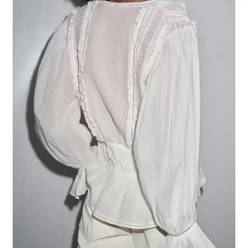 [BUNJANG] ZARA Lace Blouse / ZARA 레이스 블라우스