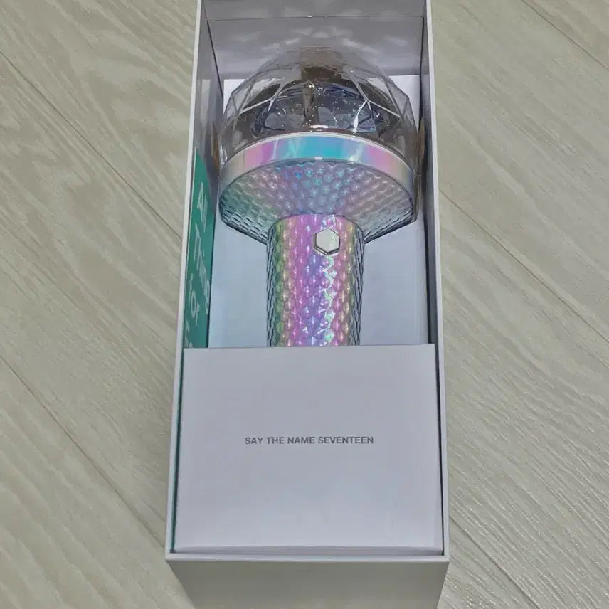 [BUNJANG] Seventeen Light Stick / 세븐틴 응원봉 뉴럿봉 양도(상태 좋음!)
