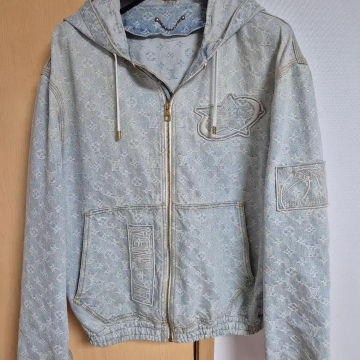 [BUNJANG] Louis Vuitton NBA Denim Jacket (52) / 정품)루이비통 데님자켓(NBA한정판52)105판매