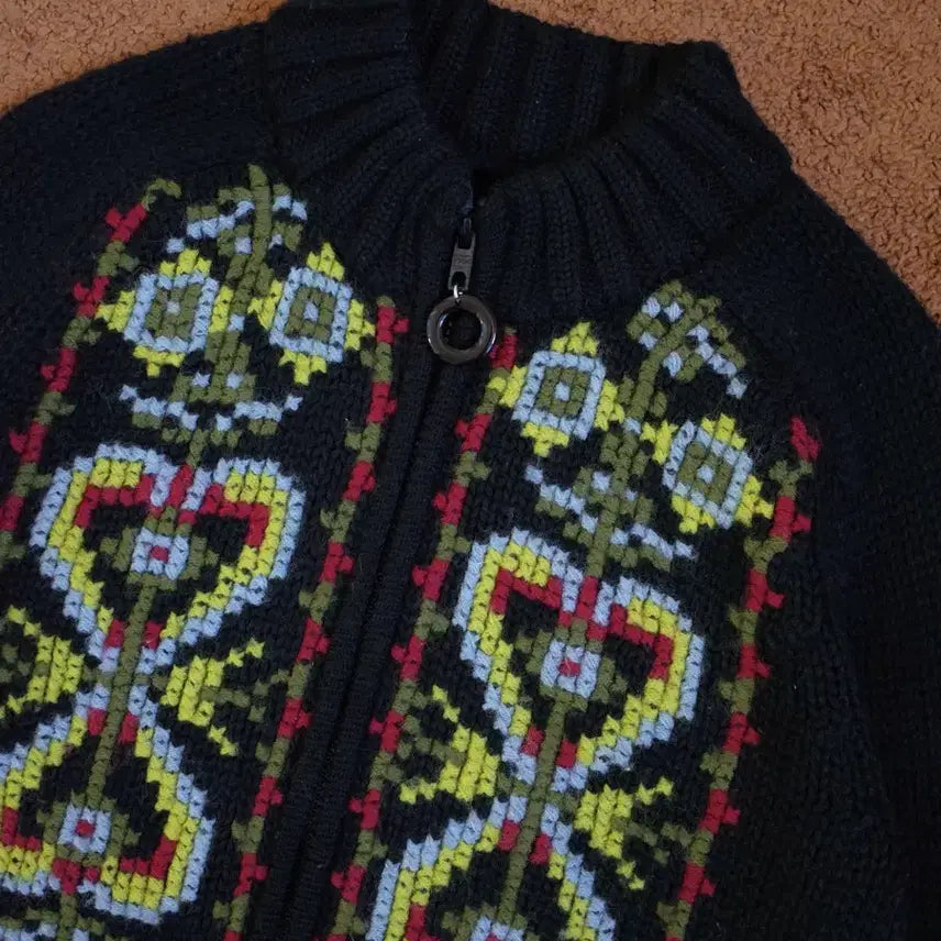 [BUNJANG] Ethnic Pattern Black Knit Zip-Up / 에스닉 패턴 블랙 니트집업