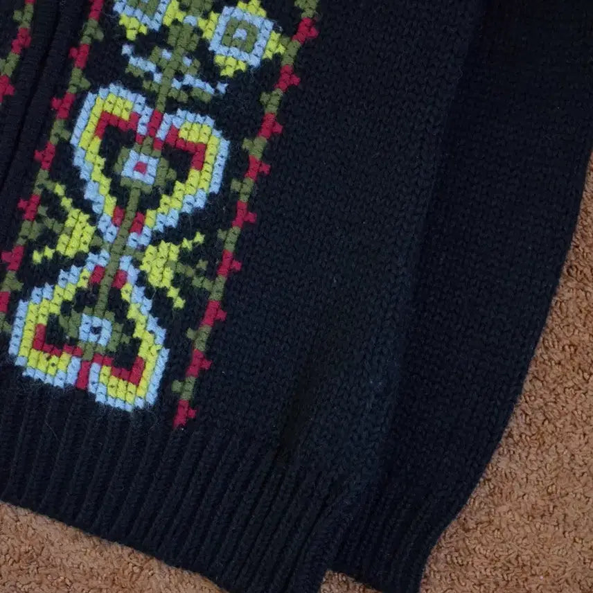 [BUNJANG] Ethnic Pattern Black Knit Zip-Up / 에스닉 패턴 블랙 니트집업