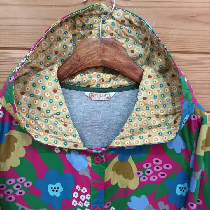 [SOLD OUT] 알록달록 꽃무늬 후드 집업 자켓