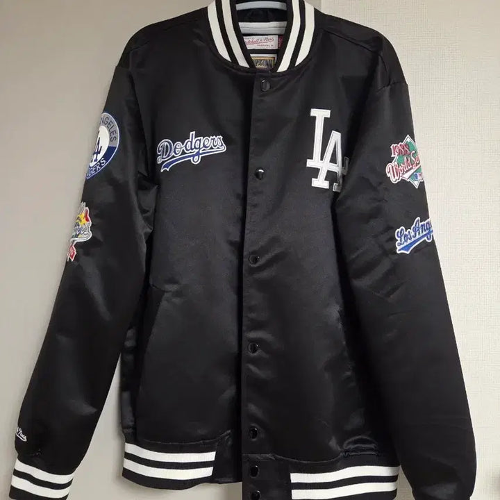 [BUNJANG] Mitchell & Ness LA Dodgers Baseball Jacket / 미첼앤네스 la 다저스 자켓