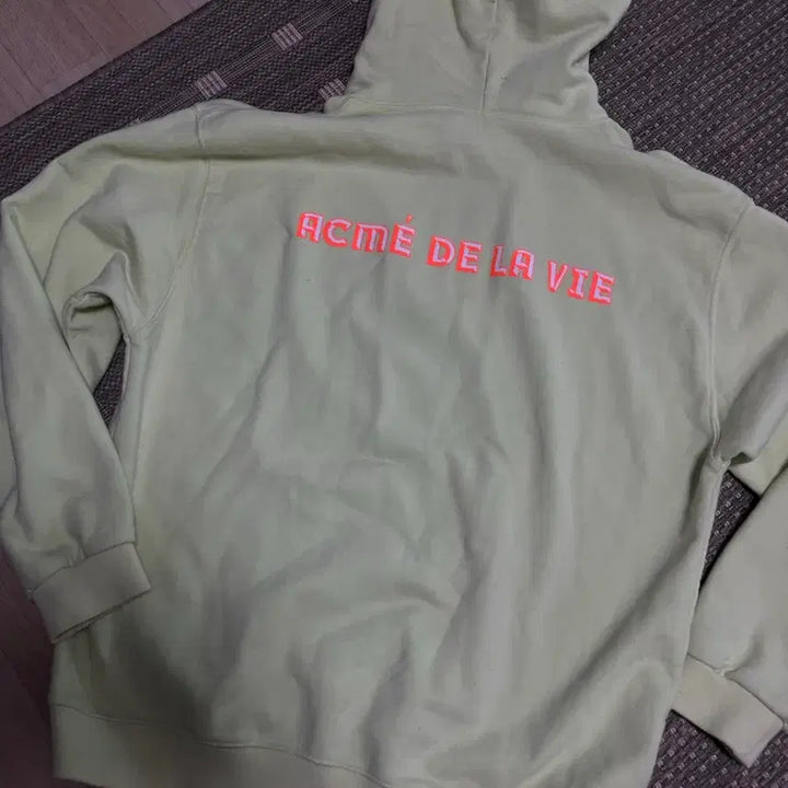 [SOLD OUT] 아크메드라비 사이즈2