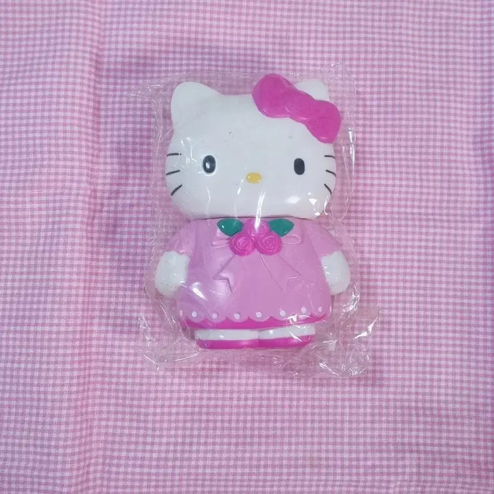 [BUNJANG] Kitty Rose Colored Pencil Set / 고전 키티 장미키티 색연필 세트