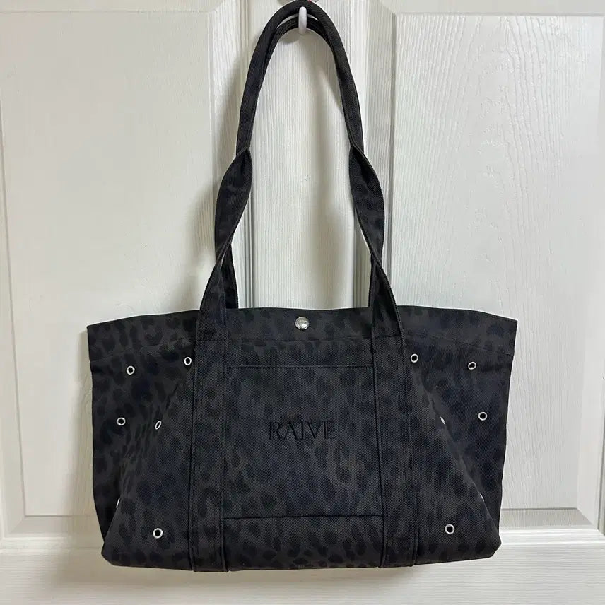 [BUNJANG] Raive Leopard Shoulder Bag / Raive 레이브 레오파드 숄더백 호피 가방