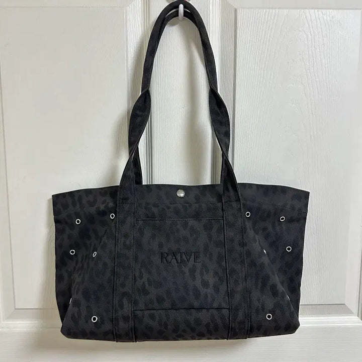[BUNJANG] Raive Leopard Shoulder Bag / Raive 레이브 레오파드 숄더백 호피 가방