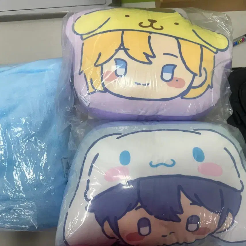 [BUNJANG] PLAVE Ppuu Bundle Set Cushion Blanket / 플레이브 뿌우 쿠션,담요 일괄 양도랍니다