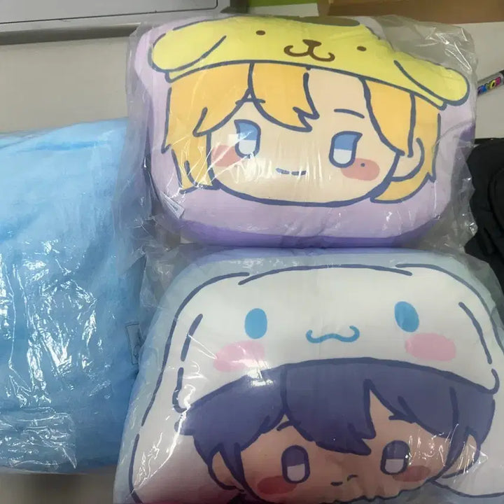 [BUNJANG] PLAVE Ppuu Bundle Set Cushion Blanket / 플레이브 뿌우 쿠션,담요 일괄 양도랍니다