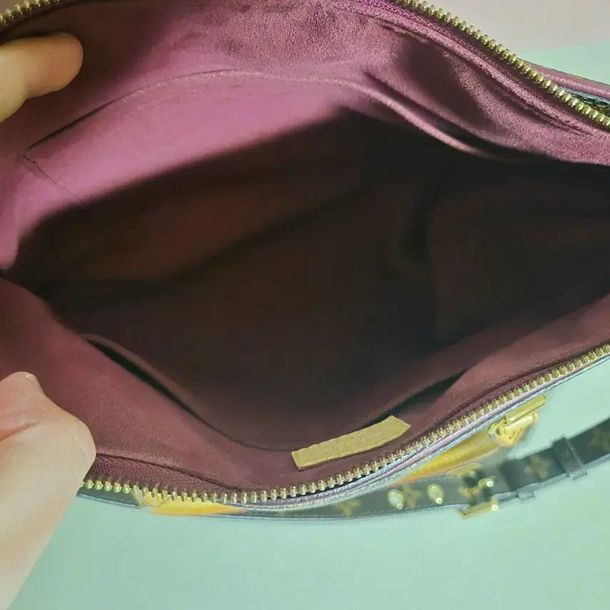 [BUNJANG] Louis Vuitton Monogram Burgundy Bag / 루이비통 팔라스