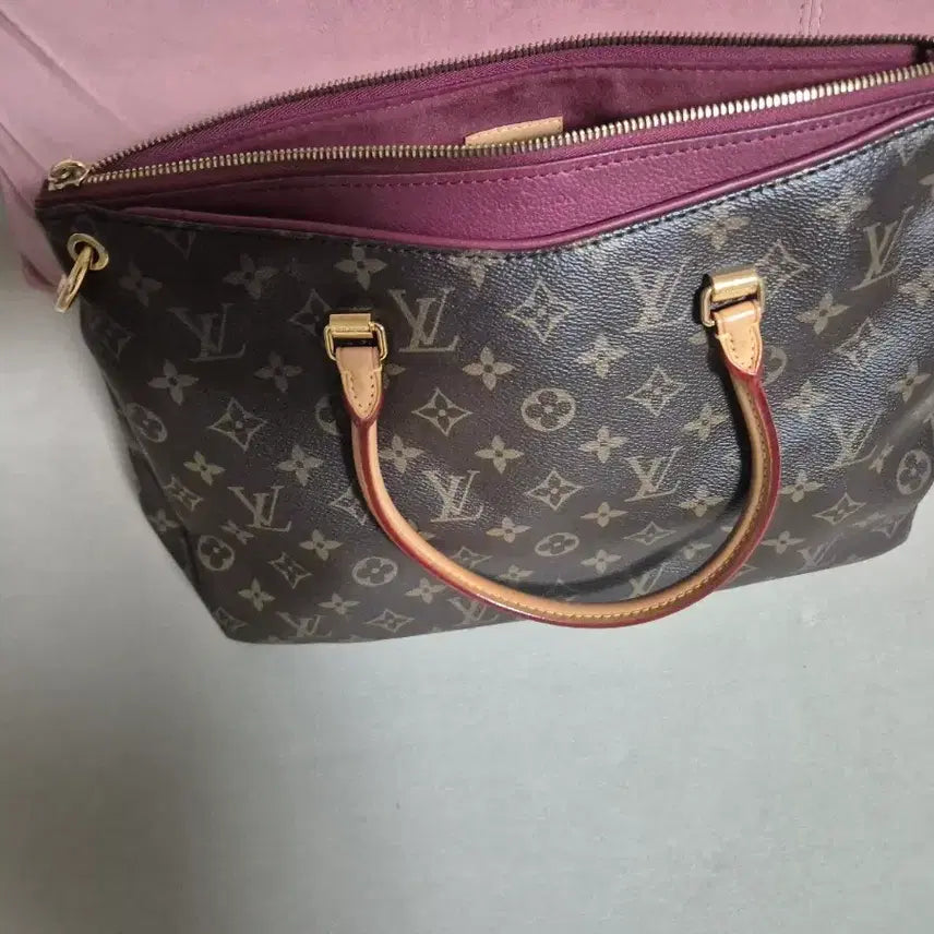 [BUNJANG] Louis Vuitton Monogram Burgundy Bag / 루이비통 팔라스