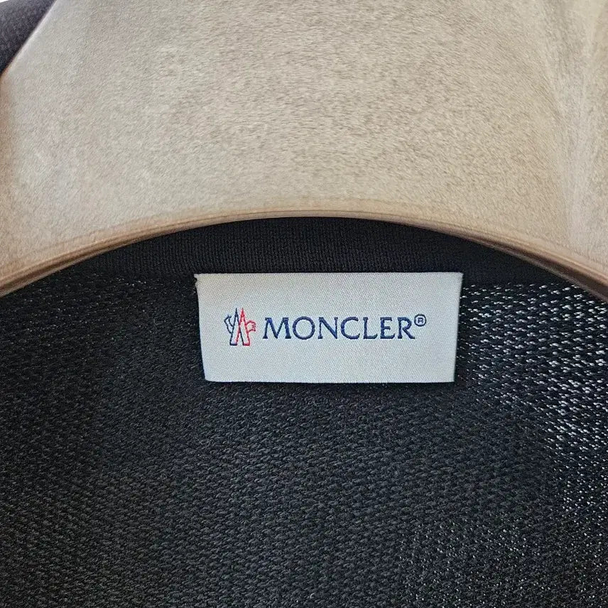 [BUNJANG] Moncler Side Logo Windbreaker Jacket Black / [정품/새상품급/XXL] 몽클레어 사이드로고 바람막이 점퍼 자켓 블랙