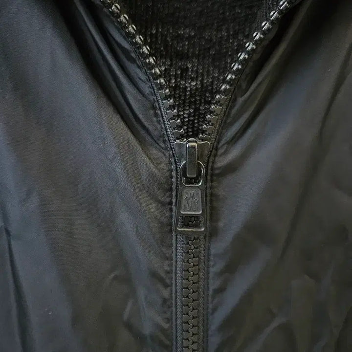 [BUNJANG] Moncler Side Logo Windbreaker Jacket Black / [정품/새상품급/XXL] 몽클레어 사이드로고 바람막이 점퍼 자켓 블랙