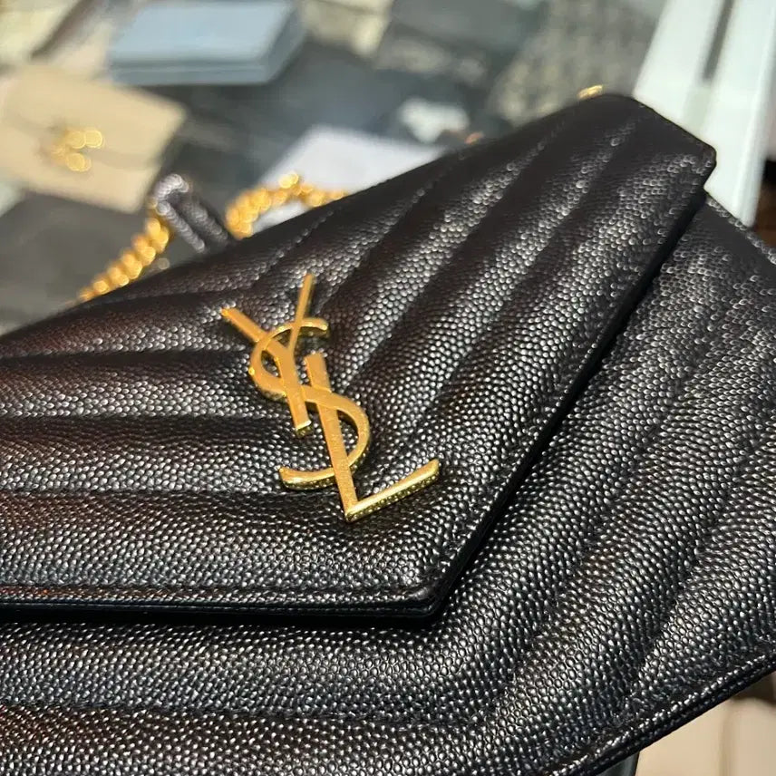 [BUNJANG] Yves Saint Laurent Envelope Chain Crossbody Bag / 393953 입생로랑 엔벨로프 체인 블랙 크로스백 금장 새상품급