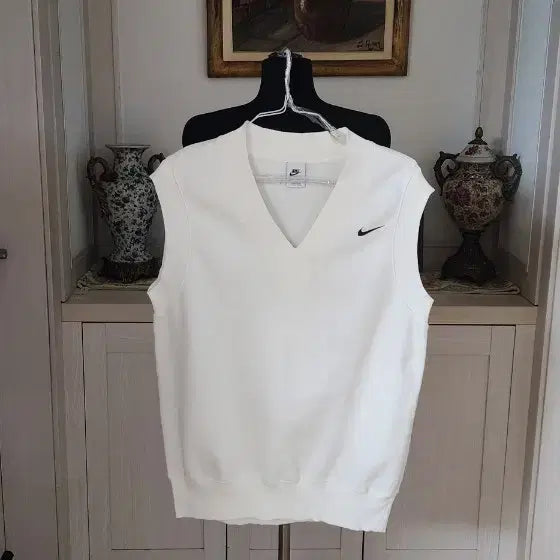 [BUNJANG] Nike V-Neck Vest / 나이키 브이넥 조끼 베스트