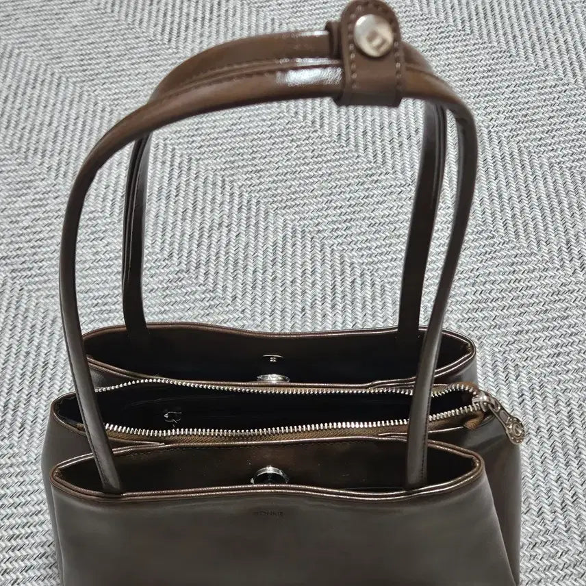 [BUNJANG] Donkey Shoulder Bag Dark Brown / 돈키 숄더백 다크 브라운