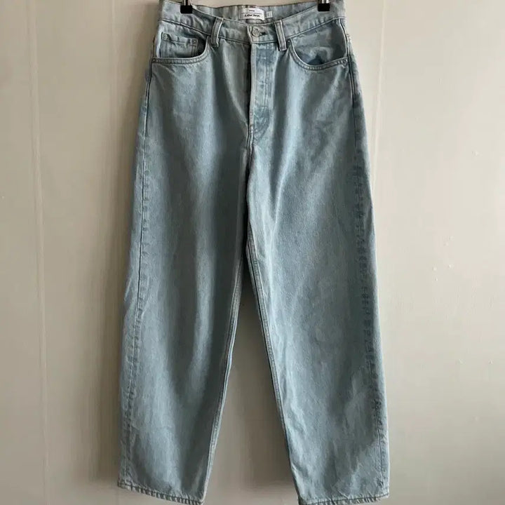 [BUNJANG] And Other Stories Barrel Leg Jeans / (새상품급)앤아더스토리즈 배럴 레그 진