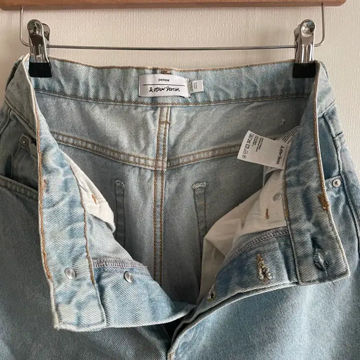 [BUNJANG] And Other Stories Barrel Leg Jeans / (새상품급)앤아더스토리즈 배럴 레그 진