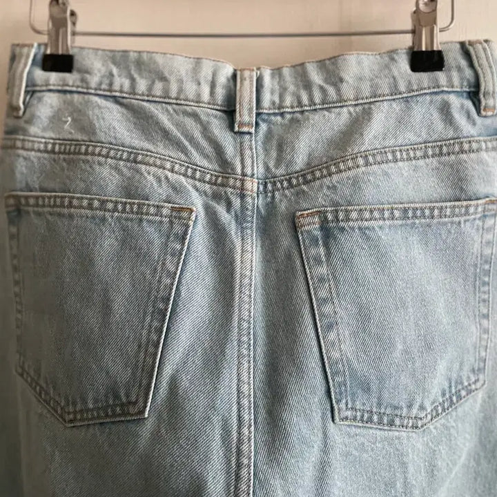 [BUNJANG] And Other Stories Barrel Leg Jeans / (새상품급)앤아더스토리즈 배럴 레그 진