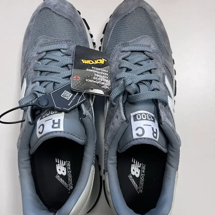 [BUNJANG] New Balance 1300 x Tokyo Design Studio R_C Gray Teal Sneakers / 뉴발란스 1300 x 도쿄 디자인 스튜디오 R_C 그레이 틸 280