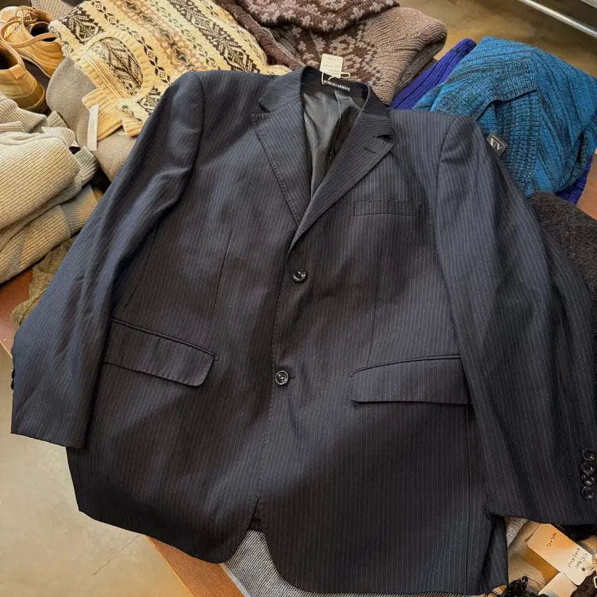 [BUNJANG] Giorgio Armani Black Navy Stripe Blazer Jacket 52 / 조르지오 아르마니 블랙 네이비 스트라이프 블레이저 자켓 52 이탈리아생산