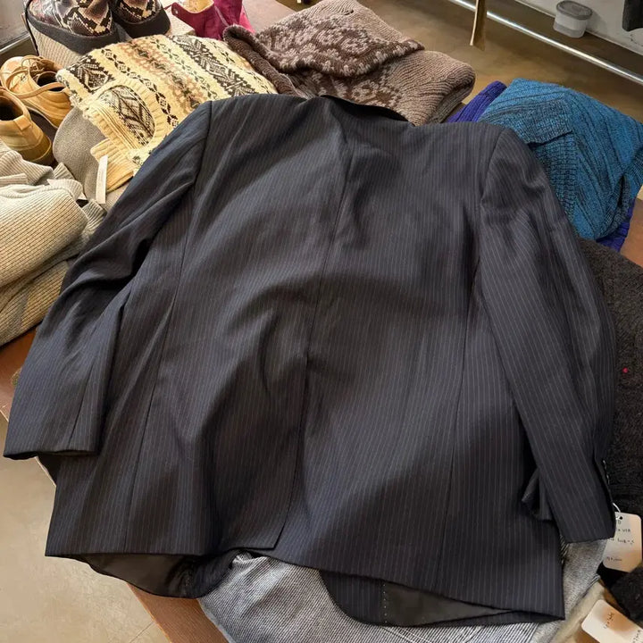 [BUNJANG] Giorgio Armani Black Navy Stripe Blazer Jacket 52 / 조르지오 아르마니 블랙 네이비 스트라이프 블레이저 자켓 52 이탈리아생산